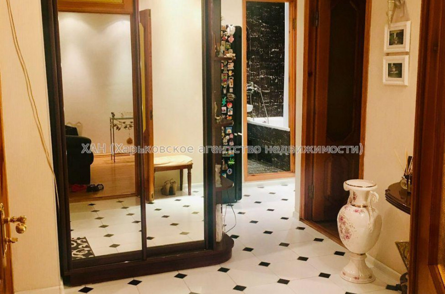 Продам квартиру, Салтовское шоссе , 2 кім., 47 м², капитальный ремонт 