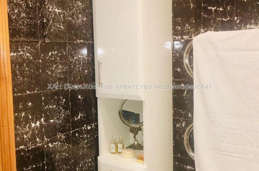 Продам квартиру, Салтовское шоссе , 2 кім., 47 м², капитальный ремонт 