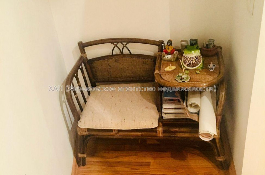 Продам квартиру, Салтовское шоссе , 2 кім., 47 м², капитальный ремонт 