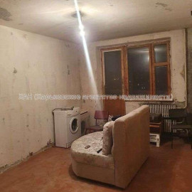 Продам квартиру, Леся Сердюка ул. , 1  ком., 32 м², без ремонта
