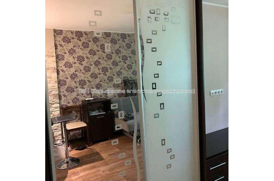 Продам квартиру, Каденюка ул. , 1 кім., 23 м², капитальный ремонт 
