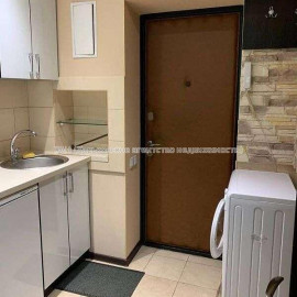 Продам квартиру, Каденюка ул. , 1 кім., 23 м², капитальный ремонт