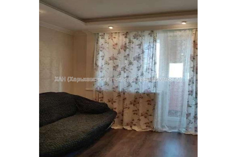 Продам квартиру, Гагарина просп. , 3 кім., 86 м², капитальный ремонт 