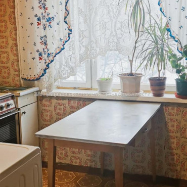 Продам квартиру, Дмитрия Коцюбайло ул. , 3 кім., 63 м², косметический ремонт  - фото 8 Продам квартиру, Дмитрия Коцюбайло ул. , 3 кім., 63 м², косметический ремонт