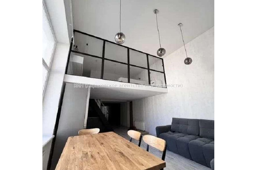 Продам квартиру, Ковалевская ул. , 3  ком., 65 м², авторский дизайн 