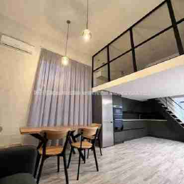 Продам квартиру, Ковалевская ул. , 3  ком., 65 м², авторский дизайн 