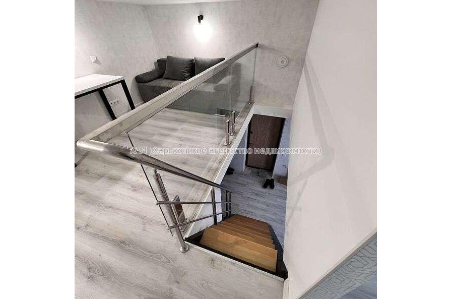 Продам квартиру, Ковалевская ул. , 3  ком., 65 м², авторский дизайн 