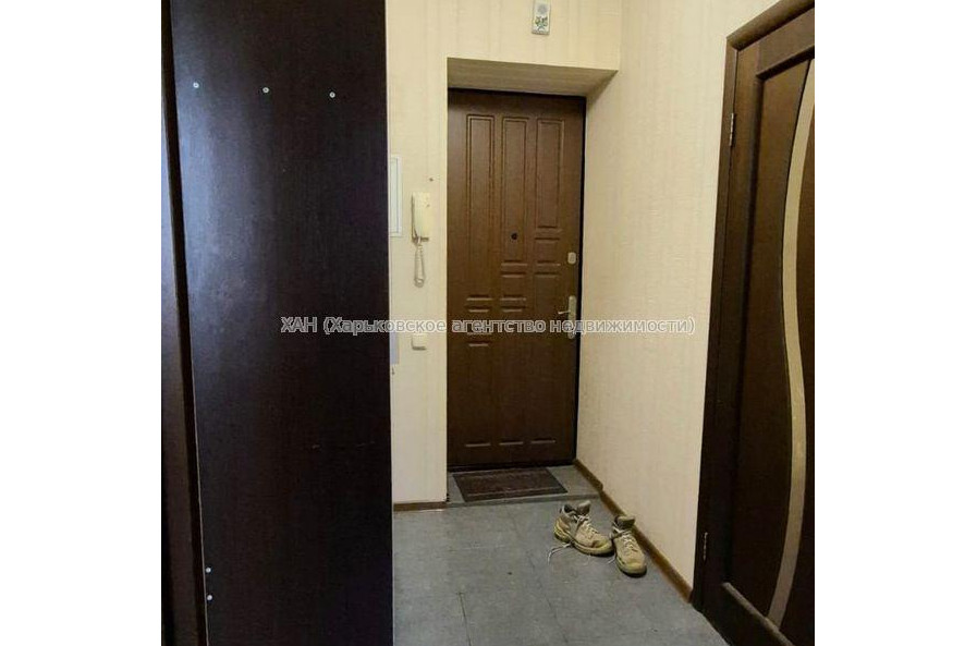 Продам квартиру, Евгения Котляра ул. , 1 кім., 40 м², капитальный ремонт 
