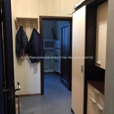 Продам квартиру, Евгения Котляра ул. , 1  ком., 40 м², капитальный ремонт 