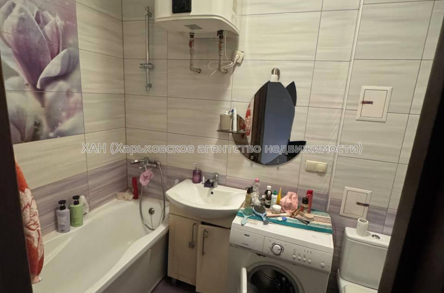 Продам квартиру, Евгения Котляра ул. , 1 кім., 40 м², капитальный ремонт 