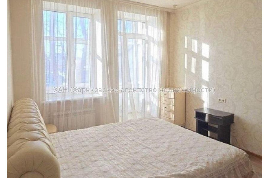 Продам квартиру, Евгения Котляра ул. , 1  ком., 40 м², капитальный ремонт 