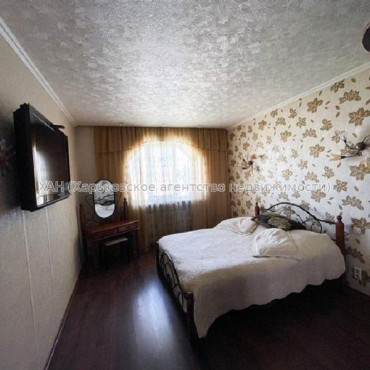 Продам квартиру, Академика Павлова ул. , 3  ком., 83 м², капитальный ремонт 