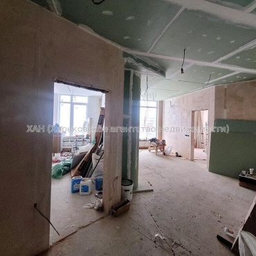 Продам квартиру, Отакара Яроша пер. , 3  ком., 62 м², без отделочных работ 