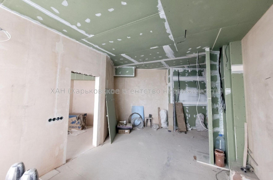 Продам квартиру, Отакара Яроша пер. , 3  ком., 62 м², без отделочных работ 
