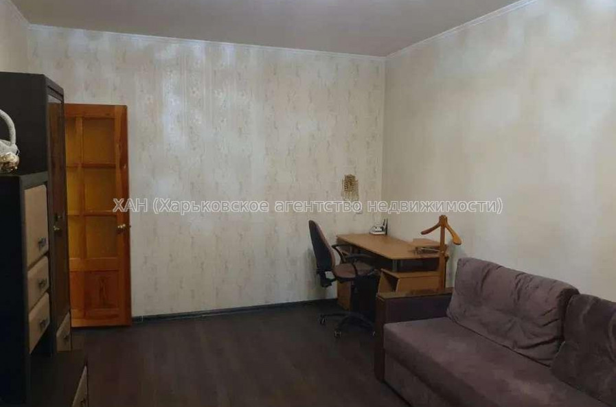 Продам квартиру, Победы просп. , 2 кім., 50 м², капитальный ремонт 