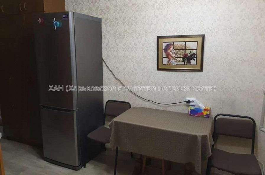 Продам квартиру, Победы просп. , 2 кім., 50 м², капитальный ремонт 