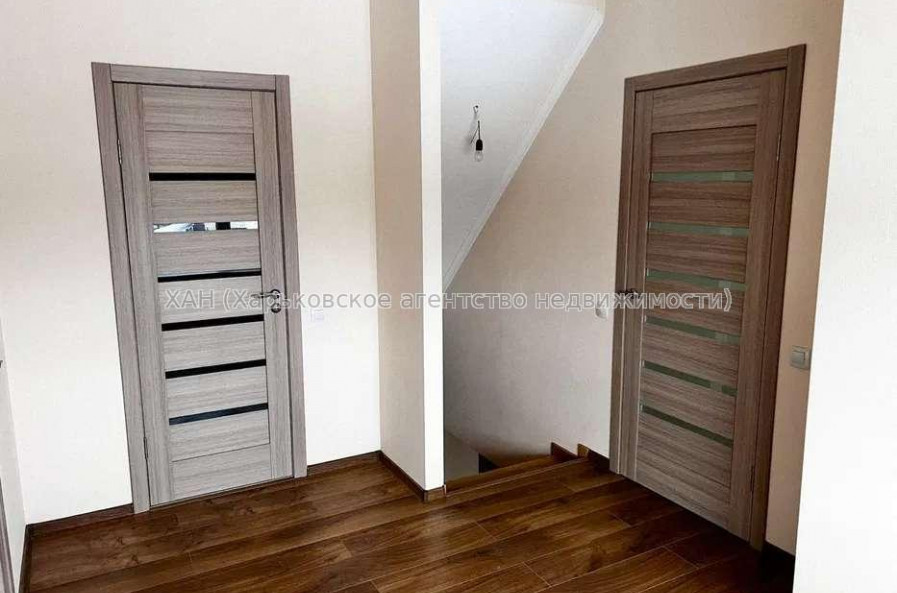 Продам квартиру, Дизельная ул. , 3  ком., 107 м², капитальный ремонт 