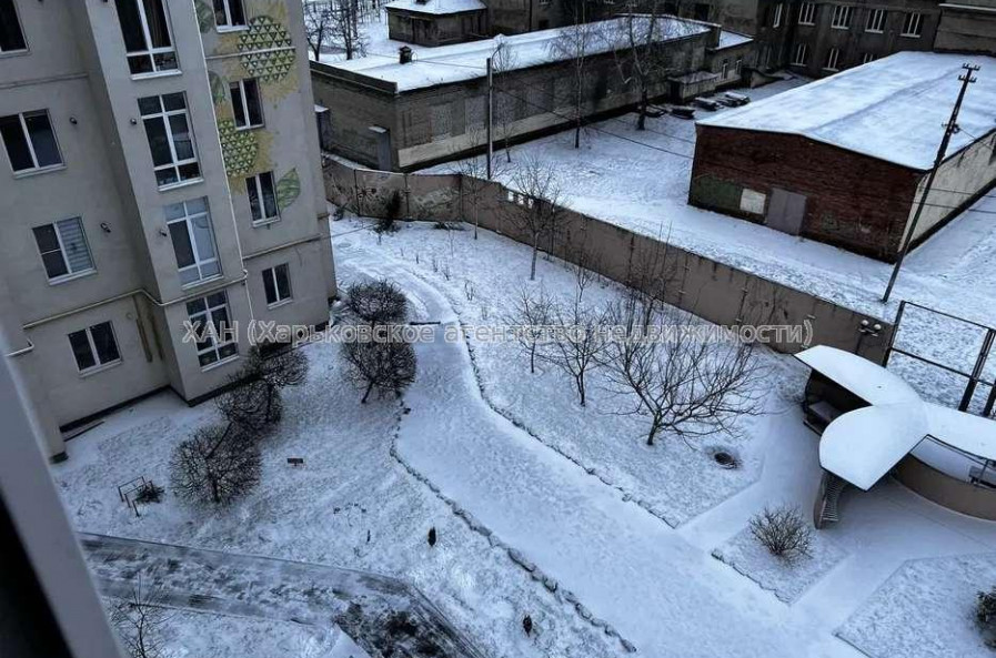 Продам квартиру, Дизельная ул. , 3  ком., 107 м², капитальный ремонт 