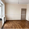 Продам квартиру, Дизельная ул. , 3  ком., 107 м², капитальный ремонт 