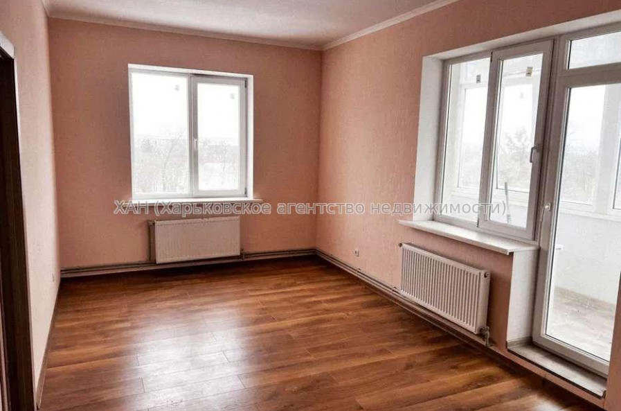 Продам квартиру, Дизельная ул. , 3  ком., 107 м², капитальный ремонт 