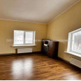 Продам квартиру, Дизельная ул. , 3  ком., 107 м², капитальный ремонт 