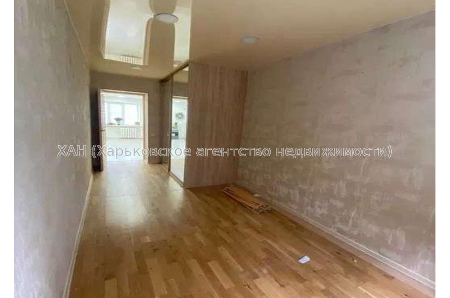 Продам квартиру, Деревянко Алексея ул. , 1  ком., 20 м², капитальный ремонт 
