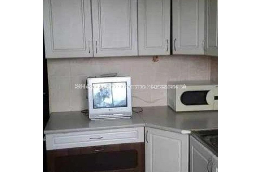 Продам квартиру, Вологодская ул. , 1 кім., 39 м², косметический ремонт 