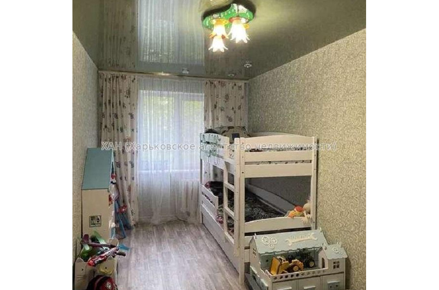 Продам квартиру, Каденюка ул. , 3  ком., 57 м², капитальный ремонт 