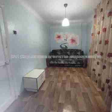 Продам квартиру, Проскуры ул. , 2  ком., 42 м², косметический ремонт 