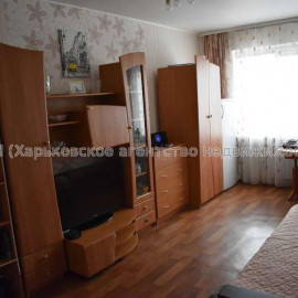 Продам квартиру, Ахсарова Энвера ул. , 3  ком., 67 м², капитальный ремонт