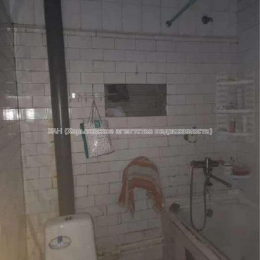 Продам квартиру, Богдана Хмельницкого бульв. , 3  ком., 58 м², без ремонта 