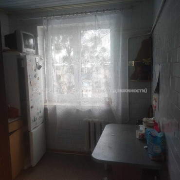Продам квартиру, Богдана Хмельницкого бульв. , 3  ком., 58 м², без ремонта 