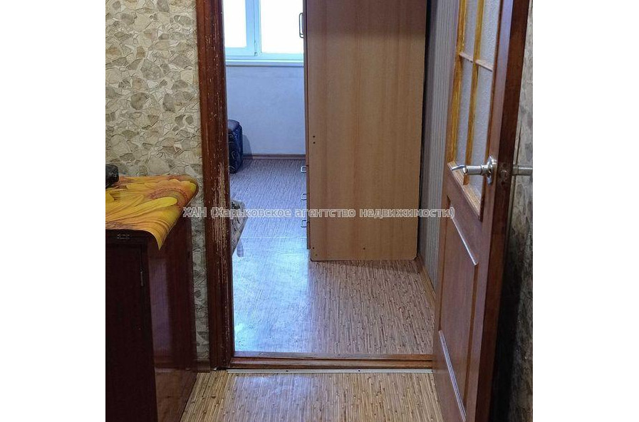Продам квартиру, Каркача Ивана бульв. , 1  ком., 16 м², капитальный ремонт 