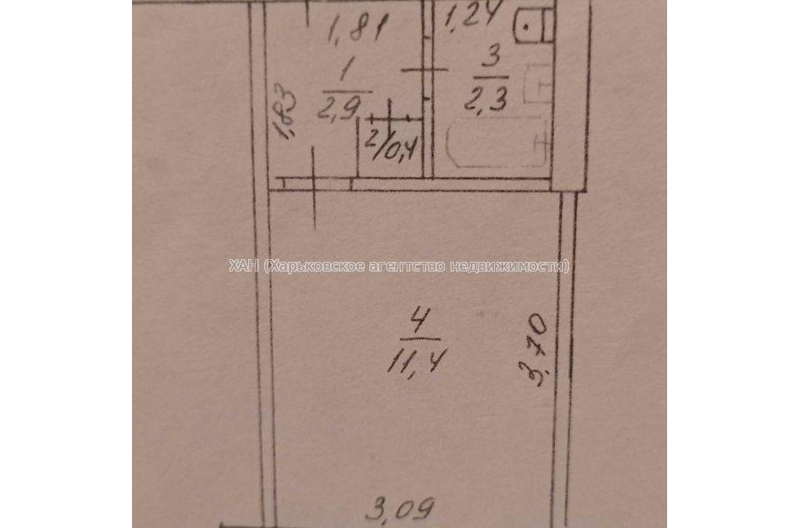 Продам квартиру, Каркача Ивана бульв. , 1  ком., 16 м², капитальный ремонт 