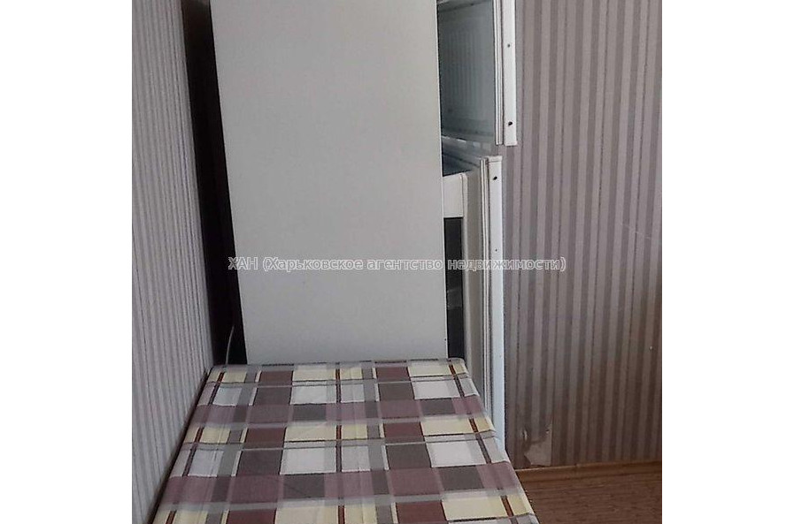 Продам квартиру, Каркача Ивана бульв. , 1  ком., 16 м², капитальный ремонт 