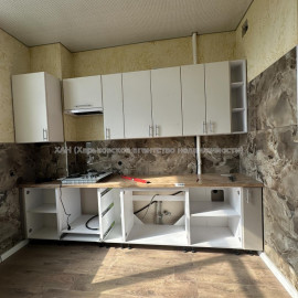 Продам квартиру, Георгия Тарасенко ул. , 2 кім., 67 м², частичный ремонт