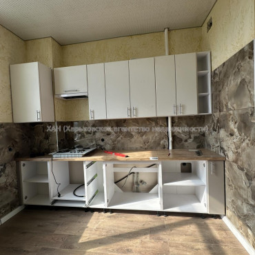 Продам квартиру, Георгия Тарасенко ул. , 2 кім., 67 м², частичный ремонт  - фото 1 Продам квартиру, Георгия Тарасенко ул. , 2 кім., 67 м², частичный ремонт
