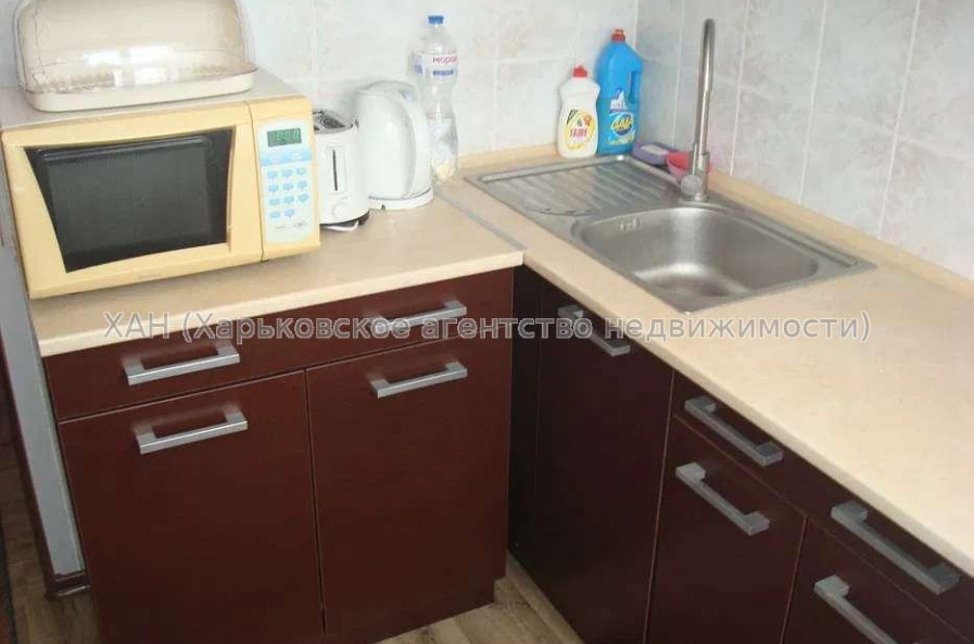 Продам квартиру, Тракторостроителей просп. , 2 кім., 45 м², капитальный ремонт 