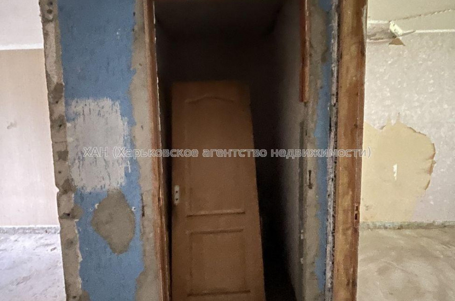 Продам квартиру, Ньютона ул. , 2  ком., 47 м², без ремонта 