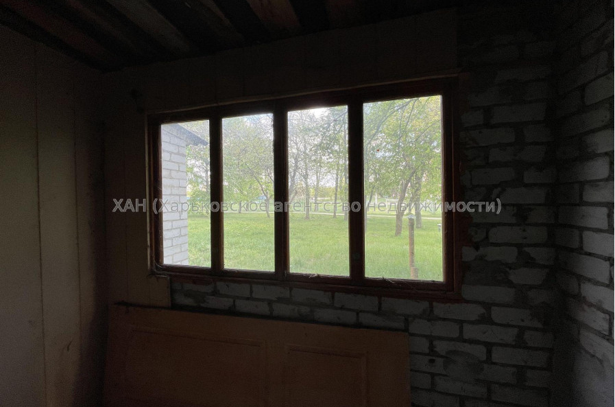 Продам квартиру, Ньютона ул. , 2  ком., 47 м², без ремонта 