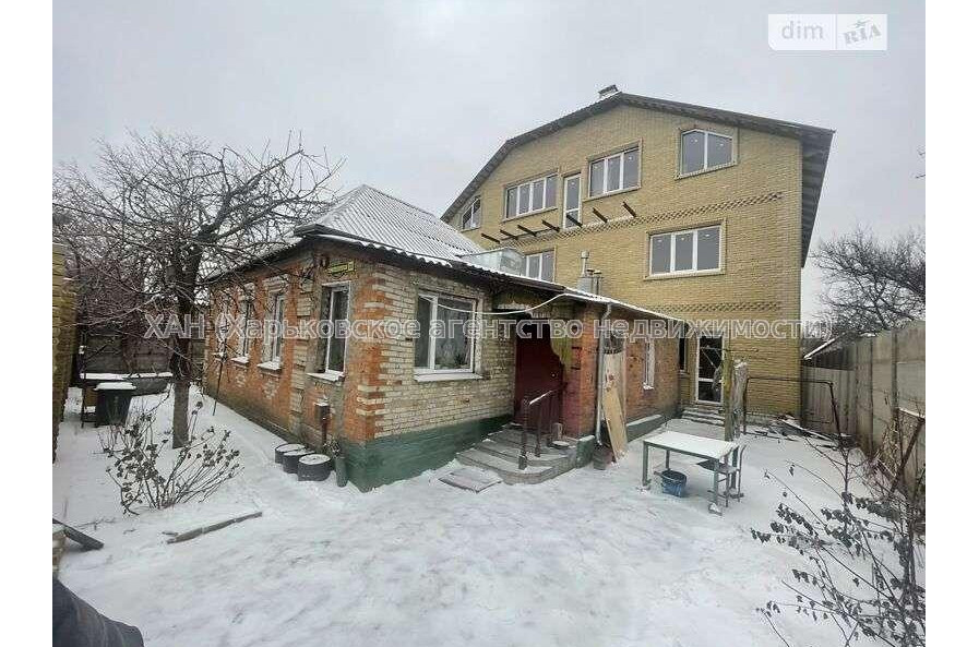 Продам дом, Турбогенерраторная ул. , 498 м², 5 сот., частичный ремонт 