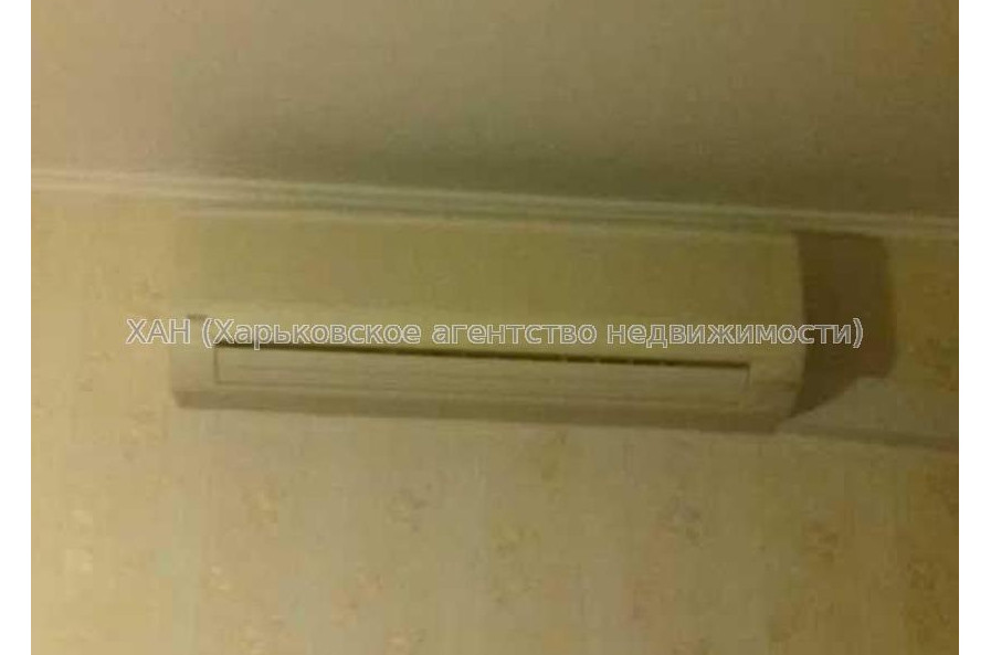 Продам квартиру, Победы просп. , 2 кім., 45 м², косметический ремонт 