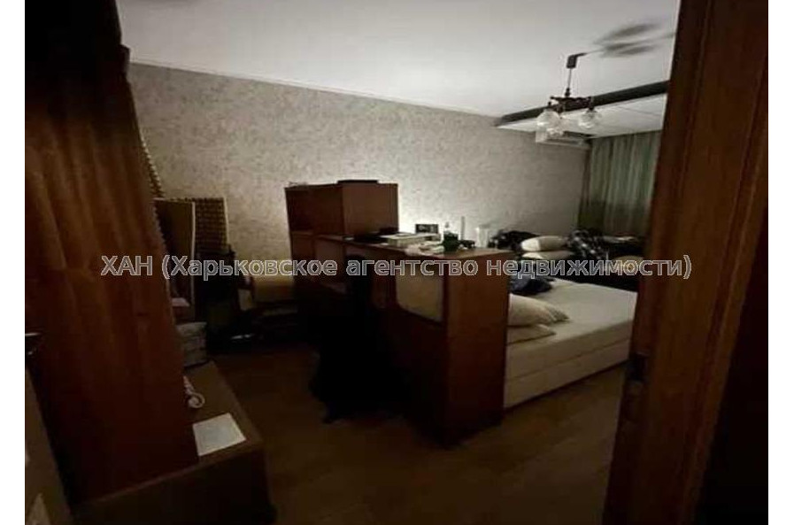 Продам квартиру, Победы просп. , 2 кім., 45 м², косметический ремонт 