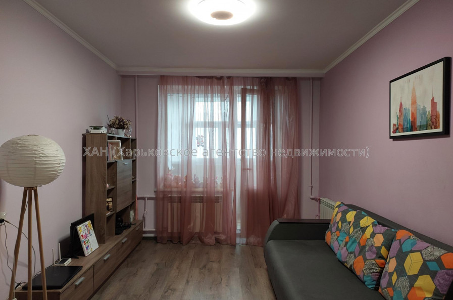 Продам квартиру, Каденюка ул. , 1 кім., 38 м², капитальный ремонт 