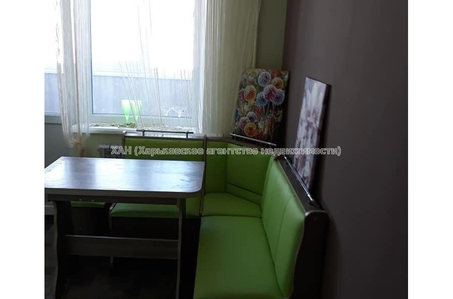 Продам квартиру, Каденюка ул. , 1 кім., 38 м², капитальный ремонт 
