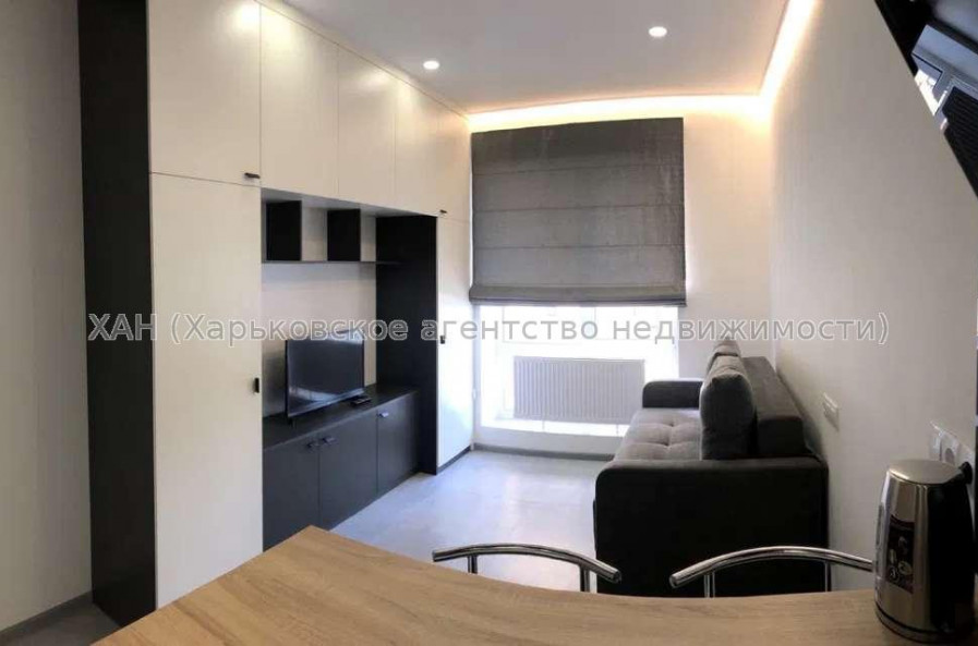 Продам квартиру, Чигирина ул. , 1 кім., 23 м², авторский дизайн 