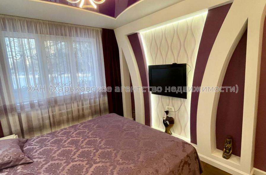 Продам квартиру, 92-й бригады ул. , 3  ком., 80 м², авторский дизайн 