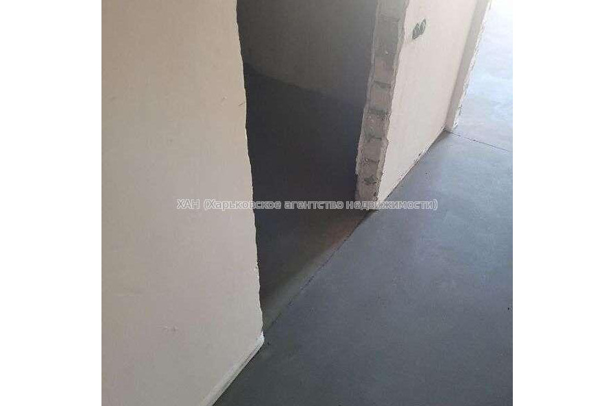 Продам квартиру, Шевченковский пер. , 1 кім., 37 м², частичный ремонт 