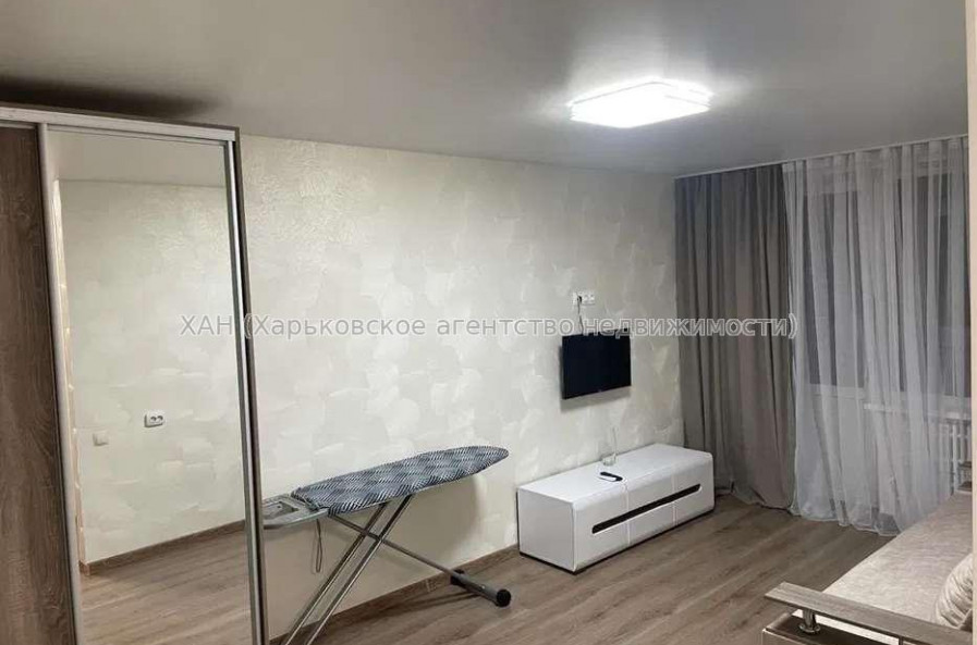 Продам квартиру, Людвига Свободы просп. , 1 кім., 34 м², капитальный ремонт 