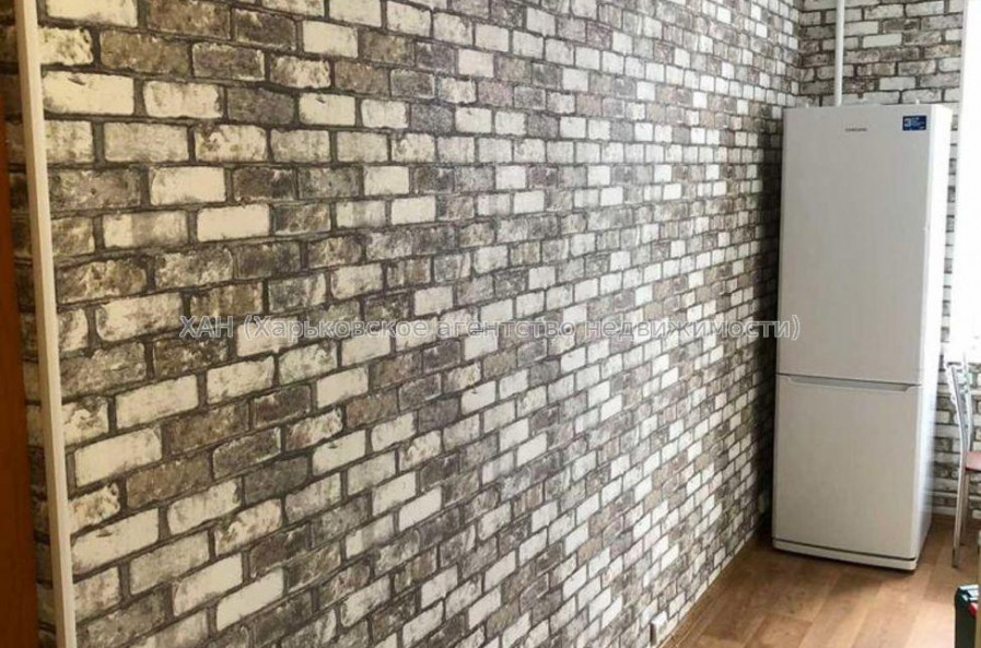 Продам квартиру, Победы просп. , 1 кім., 33 м², капитальный ремонт 